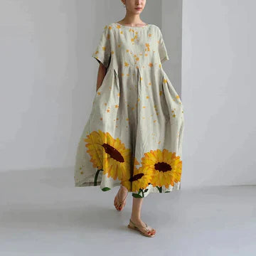 Ava | Elegant Dress With Floral Print