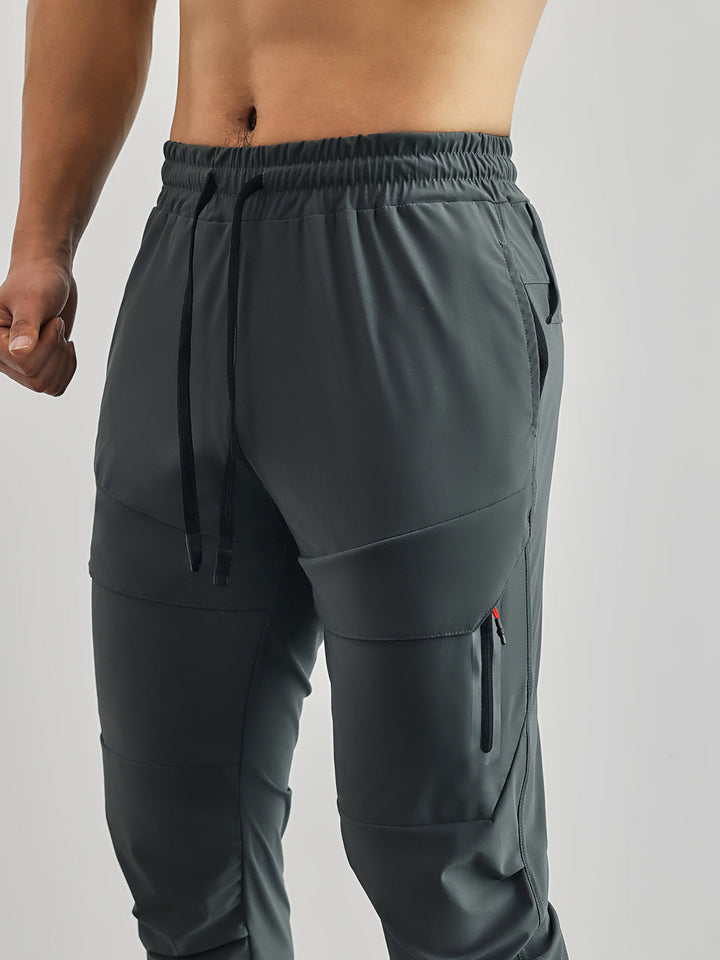 Men's Stay Cool High Rib Cargo Jogger Athletic Pants