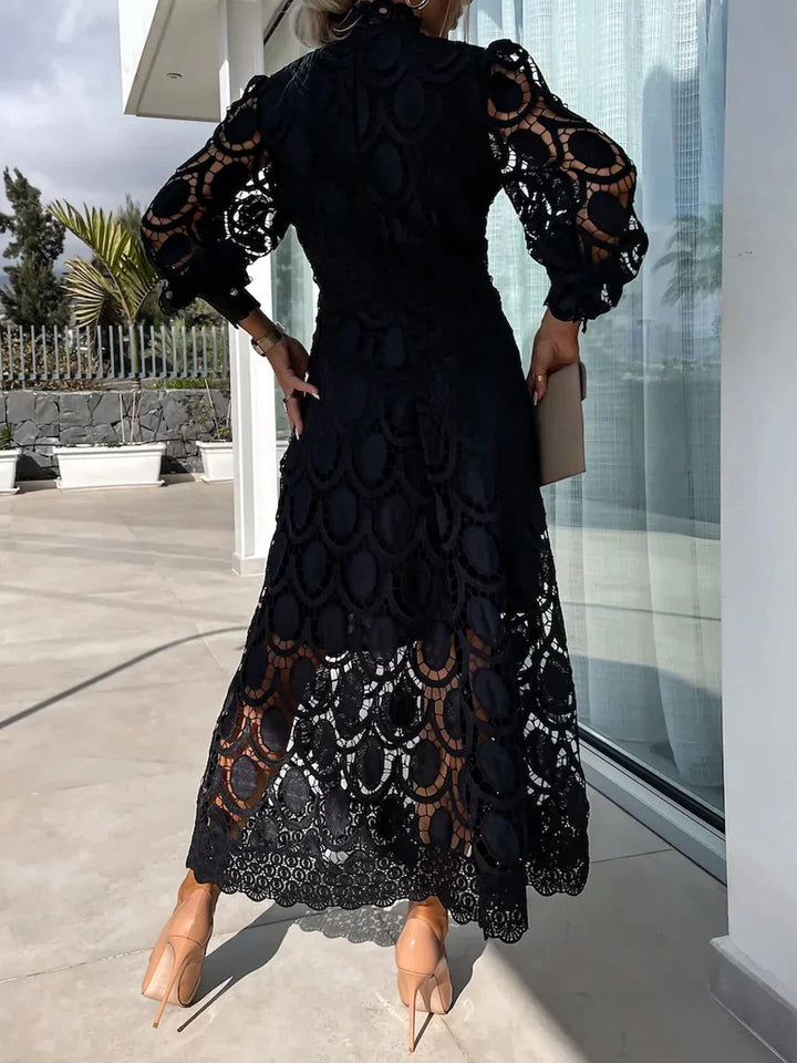 Nena - Elegant Lace Midi Dress